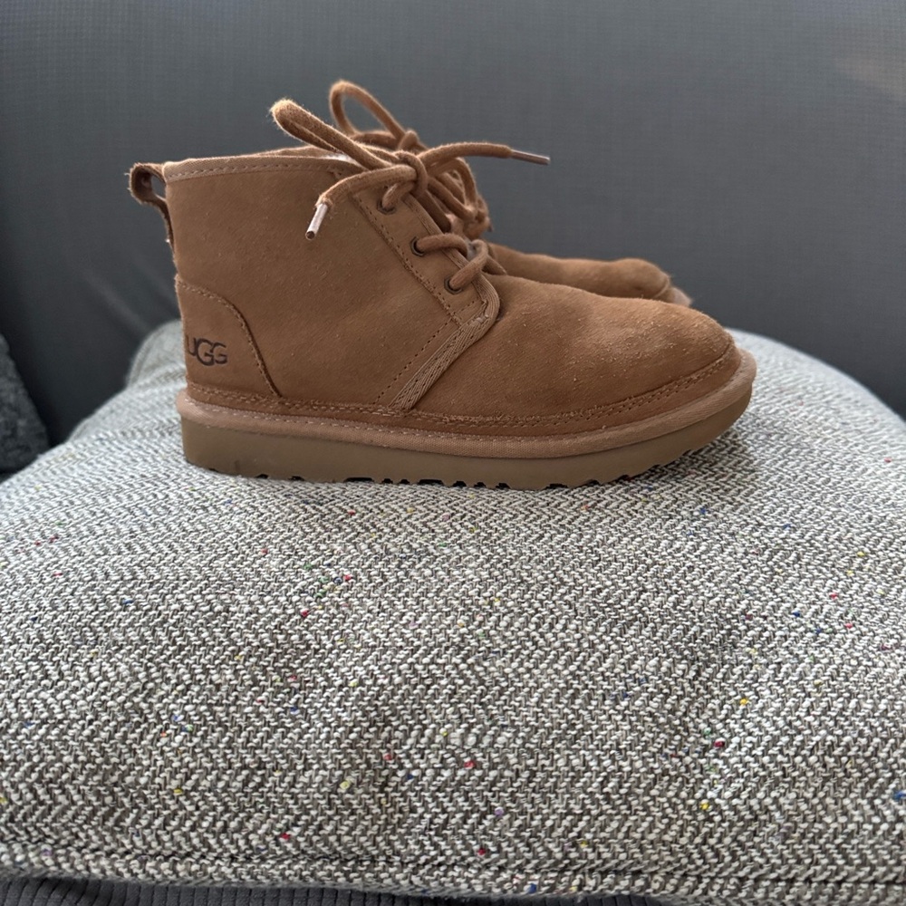 UGG Boys Chestnut Neumel II Chukka Boots